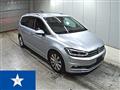 2017 Volkswagen Golf Touran