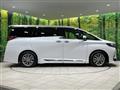 2025 Toyota Alphard Hybrid