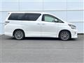 2013 Toyota Vellfire