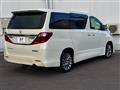 2013 Toyota Alphard