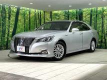 2016 Toyota Crown Hybrid