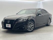 2017 Toyota Crown Hybrid