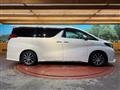 2015 Toyota Alphard Hybrid