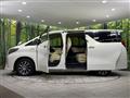 2015 Toyota Alphard Hybrid