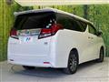 2017 Toyota Alphard Hybrid