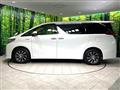 2017 Toyota Alphard Hybrid
