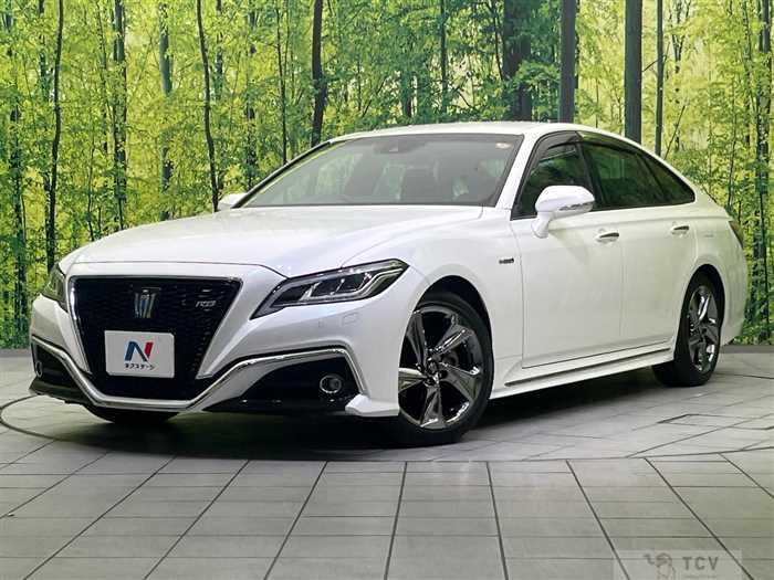 2018 Toyota Crown Hybrid