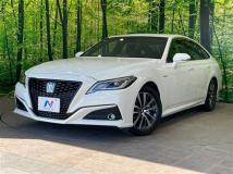 2018 Toyota Crown Hybrid