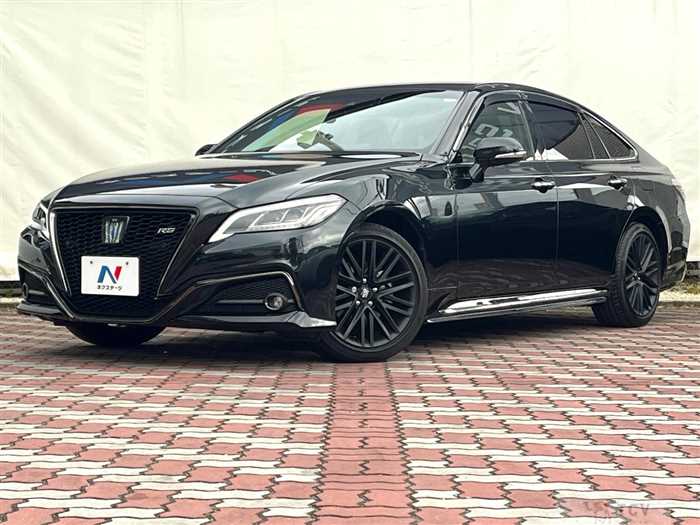 2022 Toyota Crown Hybrid