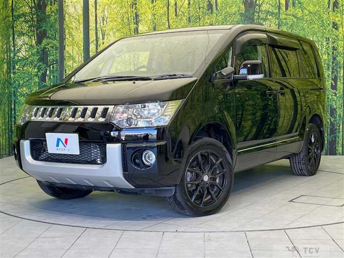 2017 Mitsubishi Delica D5