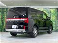 2019 Mitsubishi Delica D5