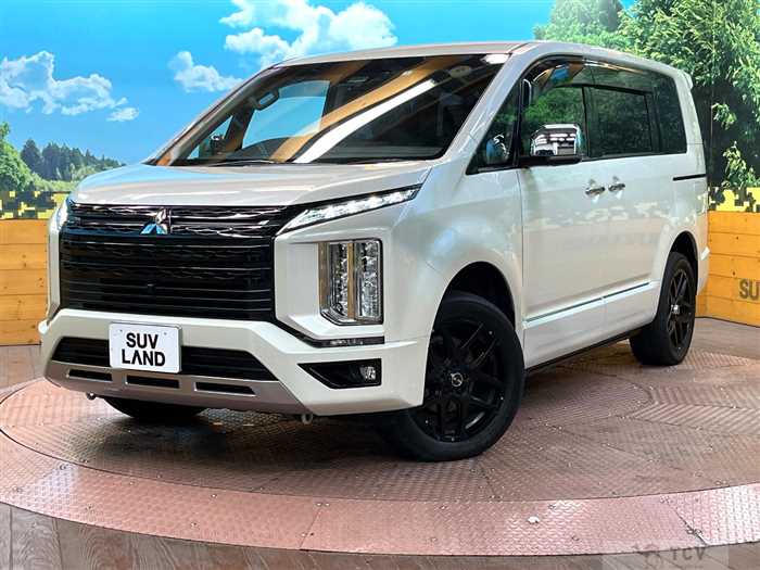2021 Mitsubishi Delica D5