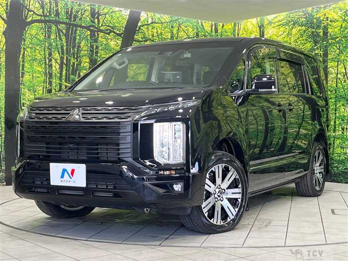 2022 Mitsubishi Delica D5