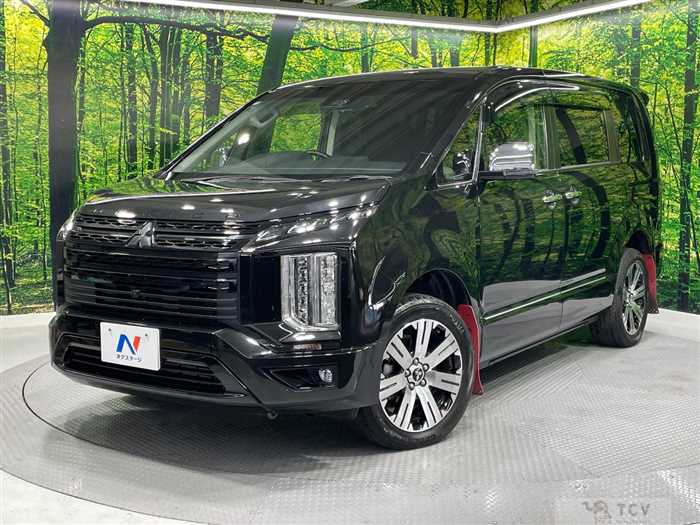 2022 Mitsubishi Delica D5