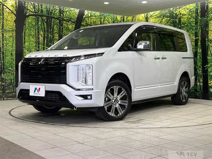 2024 Mitsubishi Delica D5