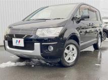 2011 Mitsubishi Delica D5