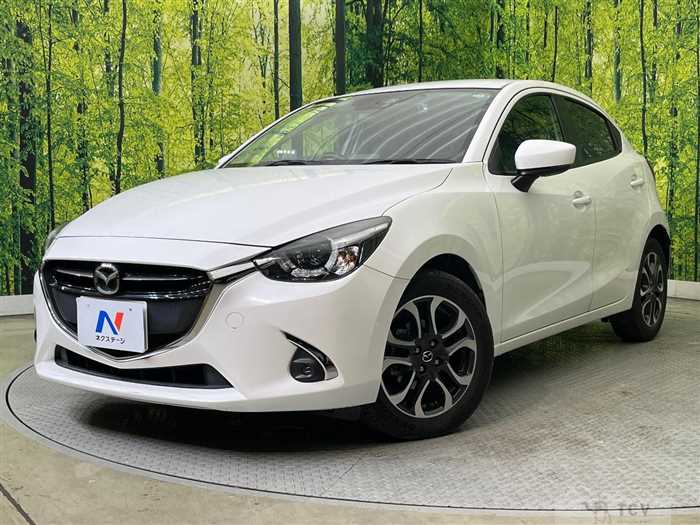 2017 Mazda Demio