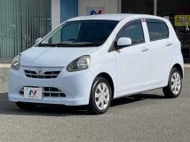 2013 Daihatsu Mira Es