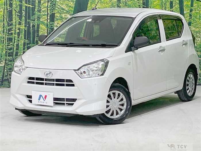 2017 Daihatsu Mira Es