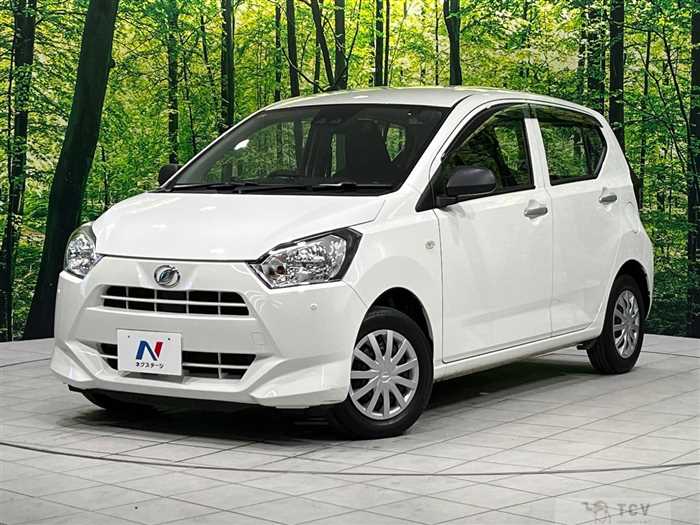 2020 Daihatsu Mira Es
