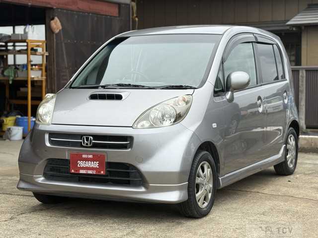 2006 Honda Life