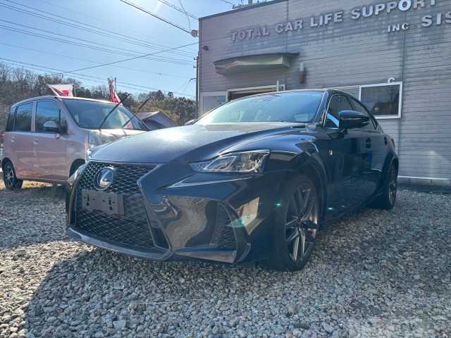 2019 Lexus IS