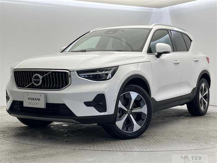 2023 Volvo XC40