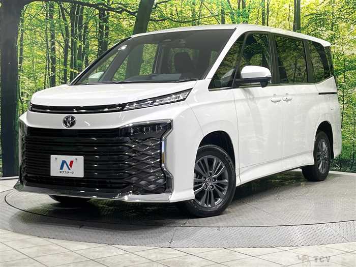 2025 Toyota Voxy