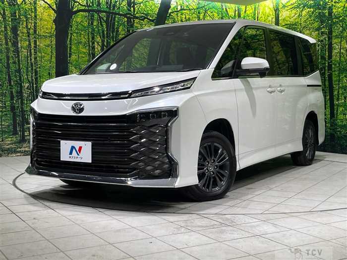 2025 Toyota Voxy