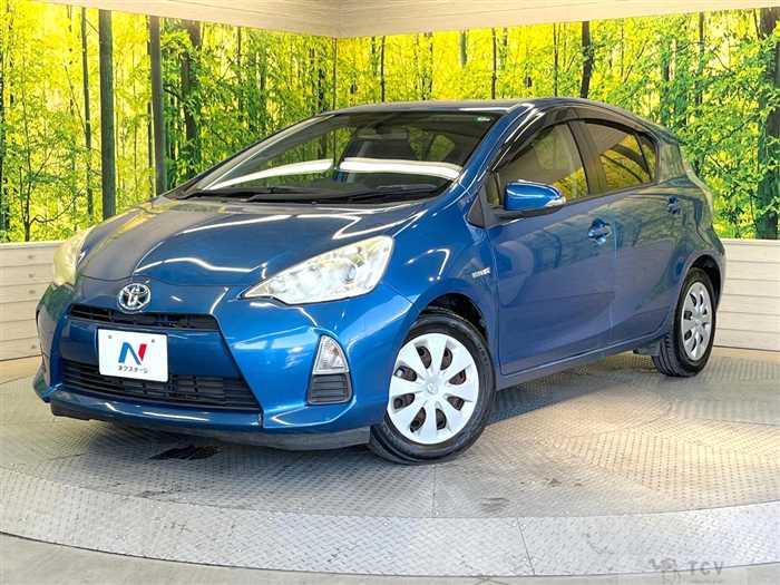 2013 Toyota AQUA