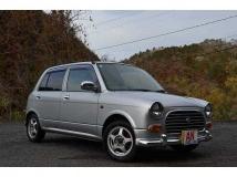 2000 Daihatsu Miragino