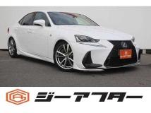 2017 Lexus IS