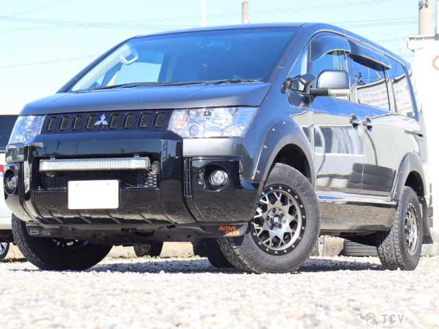 2018 Mitsubishi Delica D5