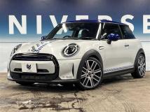 2022 U.K. Others U.K. Others