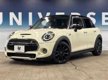 2021 U.K. Others U.K. Others