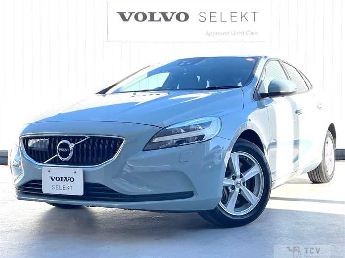 2017 Volvo V40