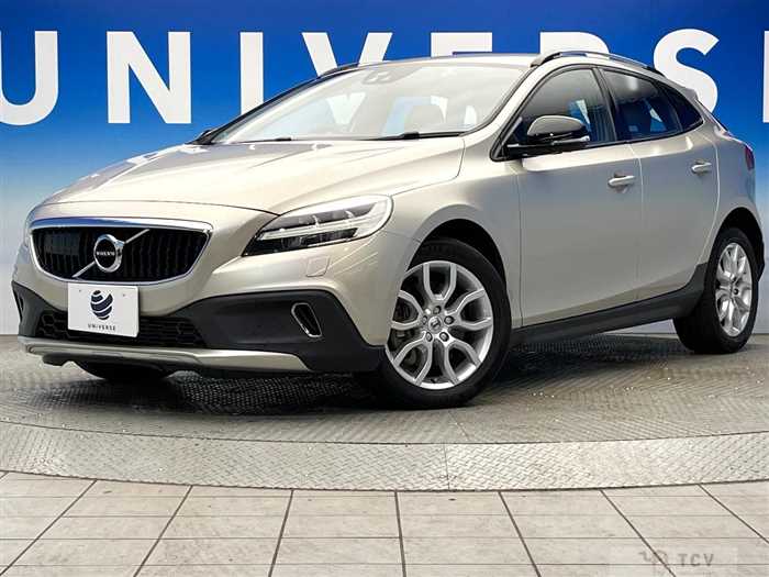 2017 Volvo V40