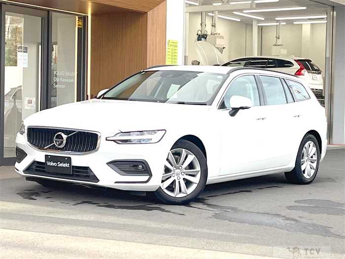 2022 Volvo V60