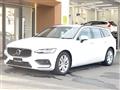 2022 Volvo V60