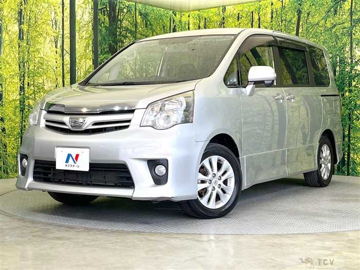 2012 Toyota Noah
