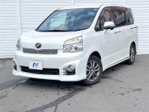 2013 Toyota Voxy