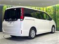 2015 Toyota Noah