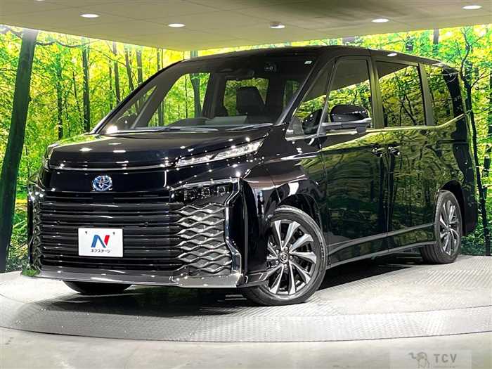 2022 Toyota Voxy