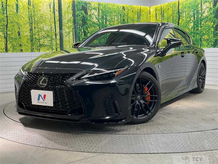 2021 Lexus IS
