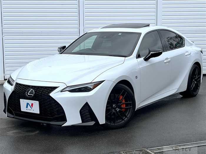 2023 Lexus IS