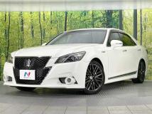 2015 Toyota Crown Hybrid