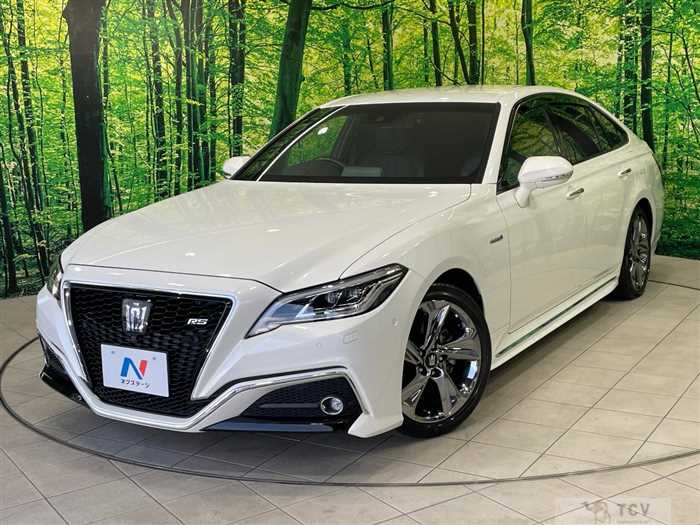 2018 Toyota Crown Hybrid