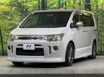 2011 Mitsubishi Delica D5