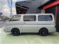 2005 Nissan Caravan Coach