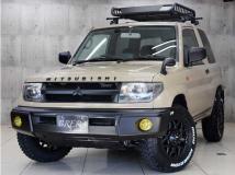 1998 Mitsubishi Pajero iO